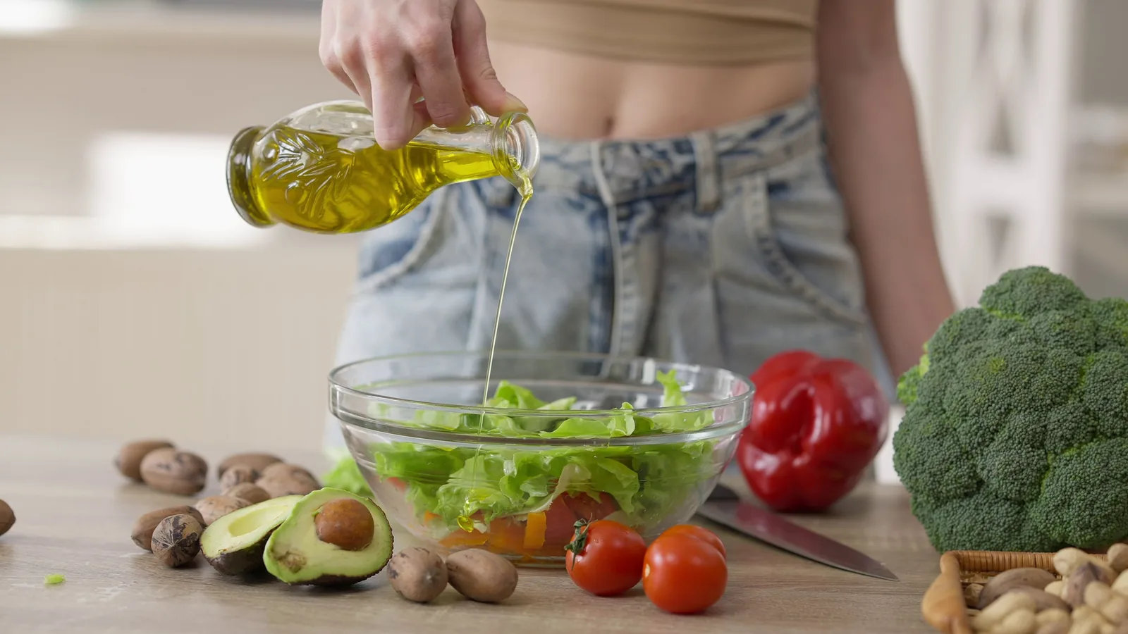 How To Choose Olive Oil For Everyday Cooking cover image